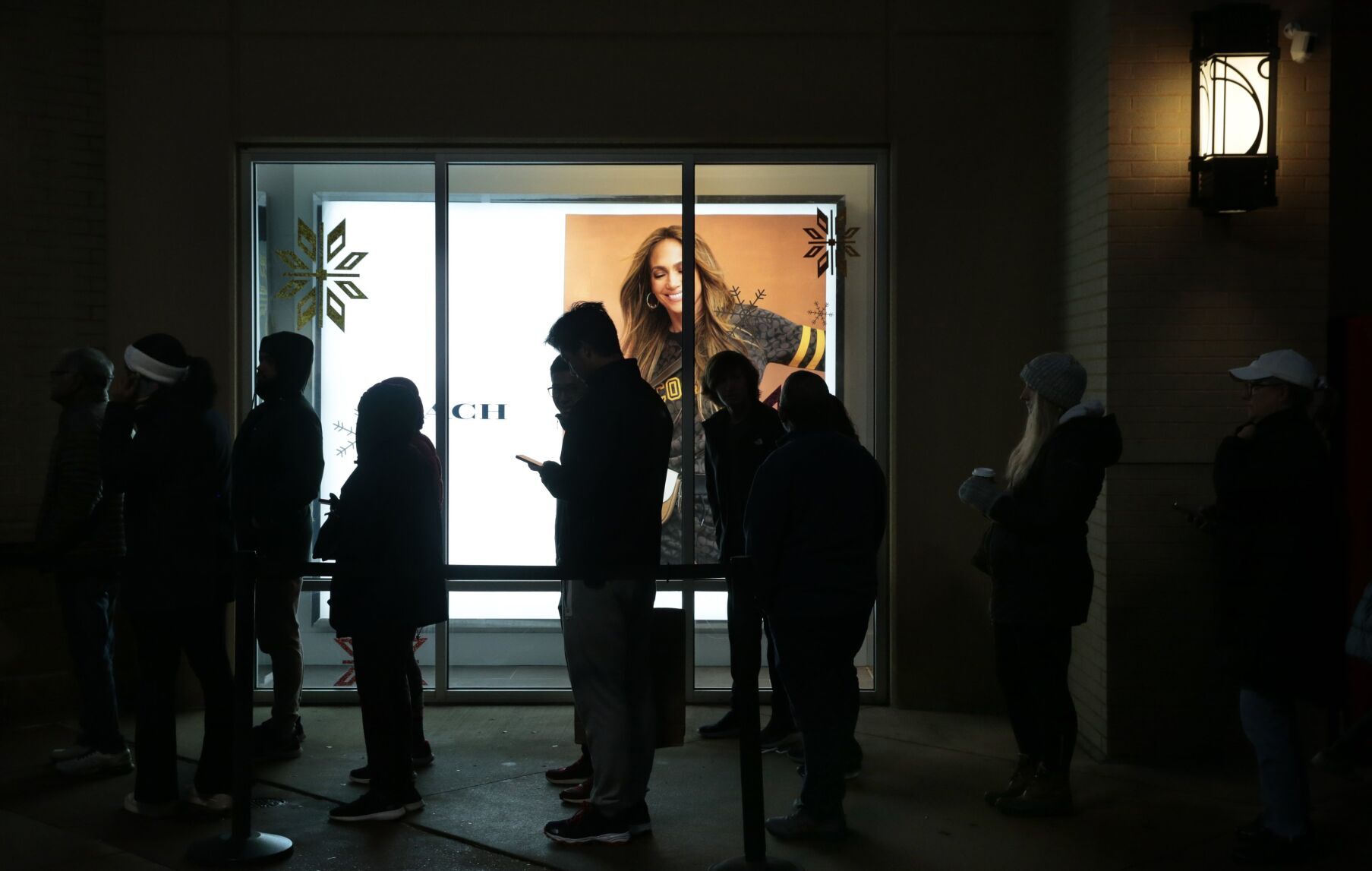 Black Friday shoppers out in St. Louis